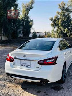 نيسان ألتيما